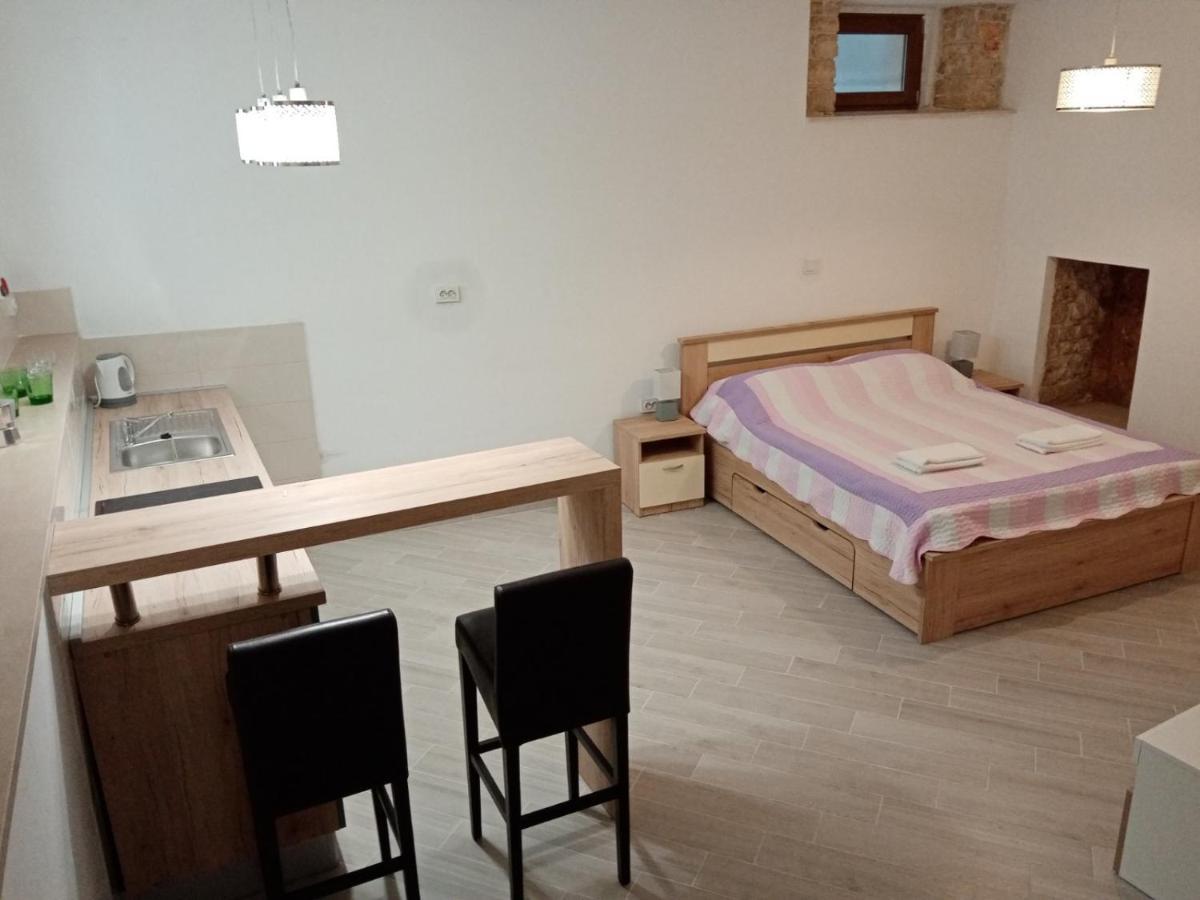 Apartment Elena Bale Dış mekan fotoğraf