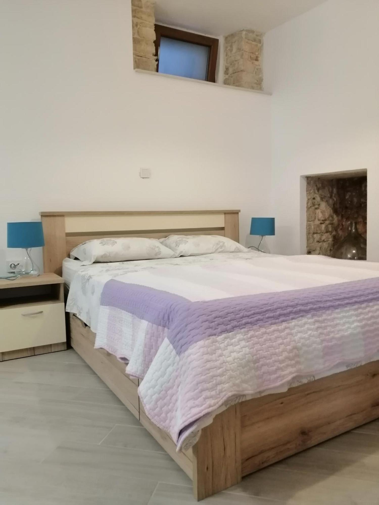 Apartment Elena Bale Oda fotoğraf