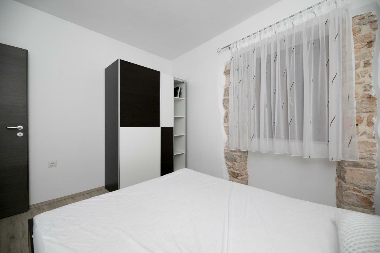 Apartment Elena Bale Dış mekan fotoğraf