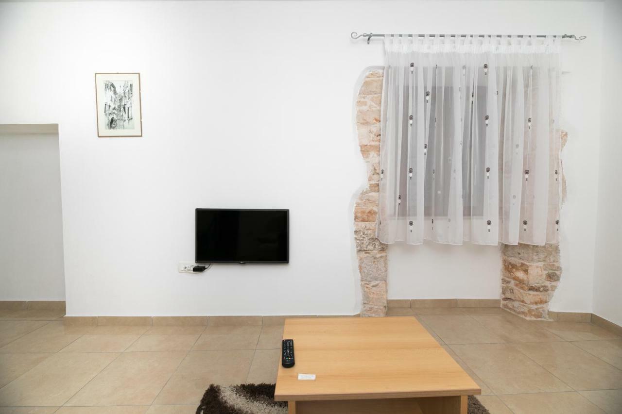 Apartment Elena Bale Dış mekan fotoğraf